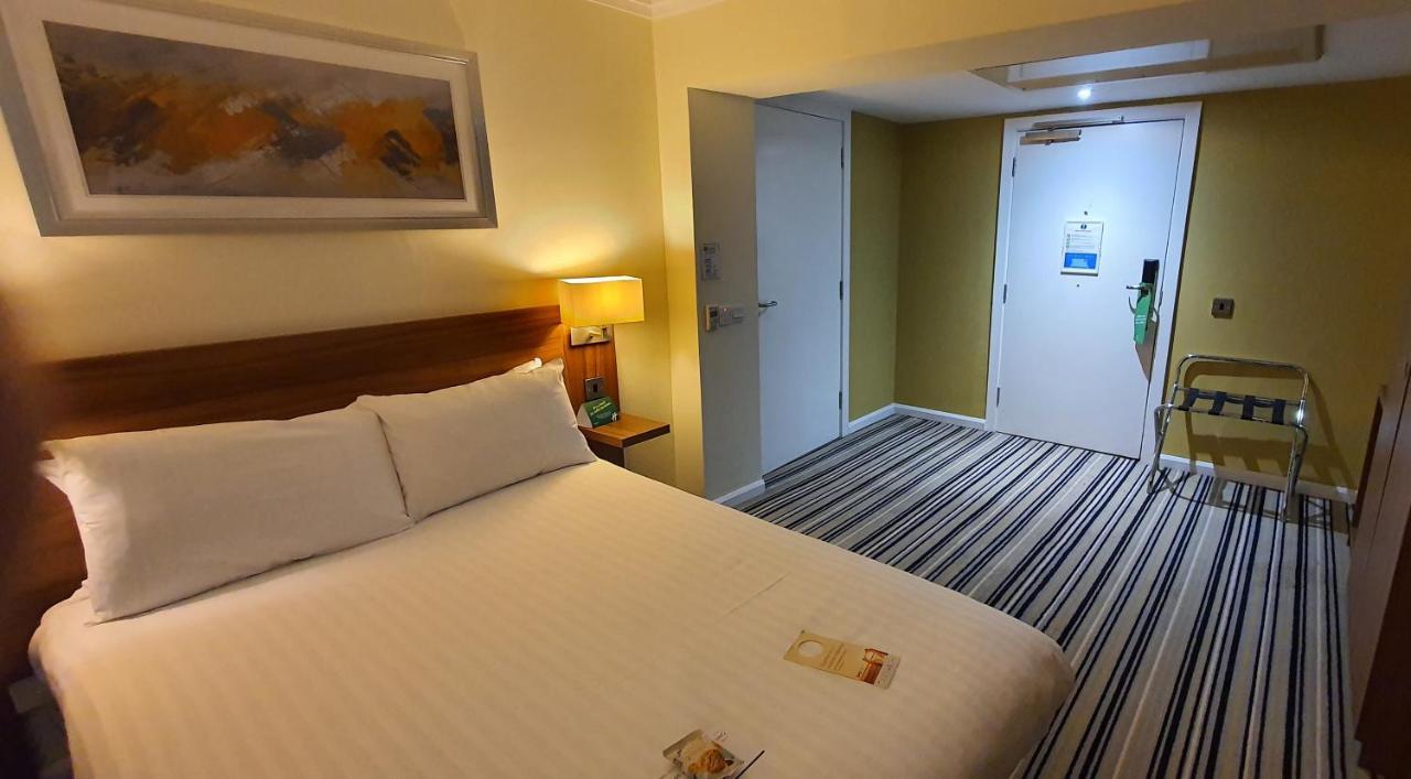 Holiday Inn Swindon By Ihg Экстерьер фото